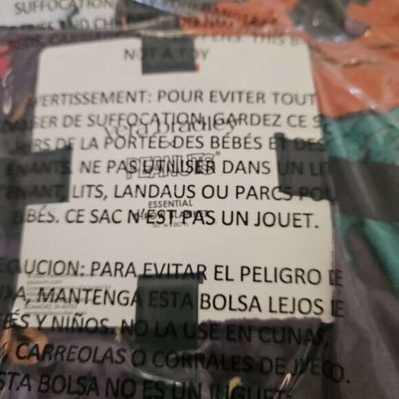 Vera Bradley Outlet Peanuts Halloween Essential Fleece Throw Blanket NWT - Picture 5 of 8